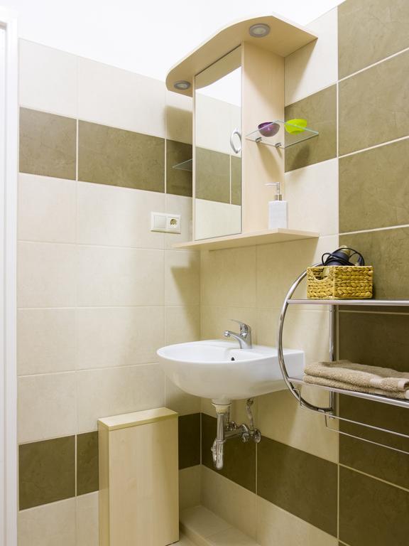 Aqua Apartman Gyula Oda fotoğraf